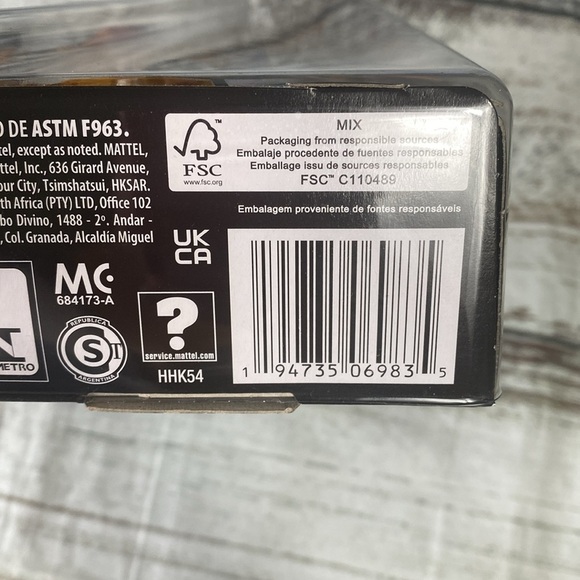 Monster High Cleo de Nile Doll Blue/Gold Outfit w/ Accessories & Pet Dog - Picture 3 of 7